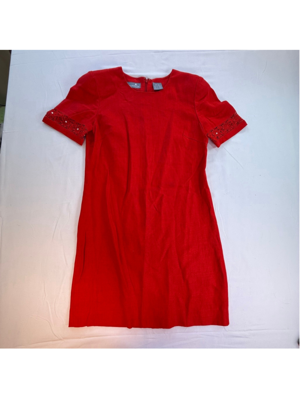 Liz Claiborne Petite Dress Size 4P Red 100% Linen Sheath Dress Lace Trim Short S